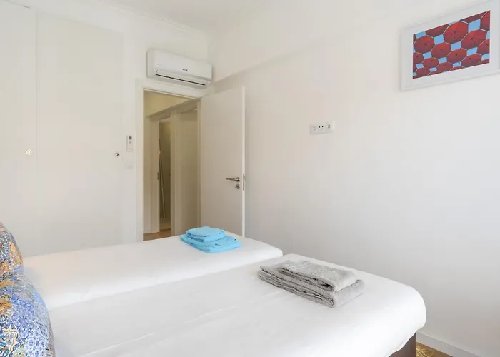 Lv Premier Amoreiras Am3 * 리스본